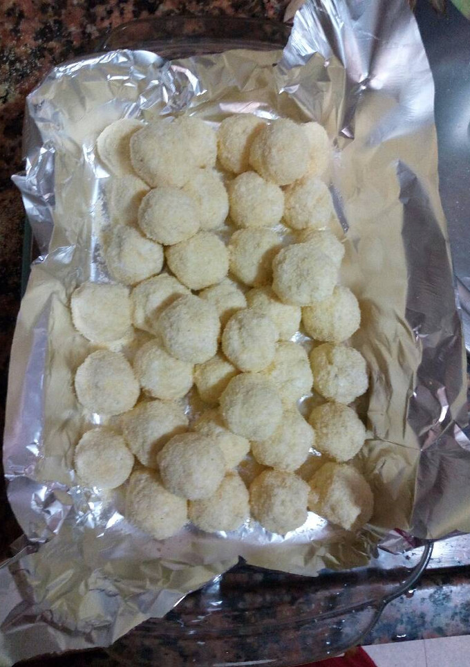 Una foto de Gnudi de ricotta y salvia
