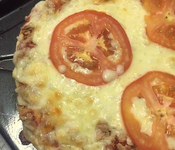 Ready to Serve Tuna  Tomato Pizza Delicious Simple