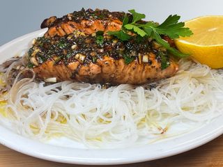 Honey Garlic Salmon with Rice Noodles