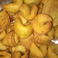Aalu papdi A picture of Aalu papdi.