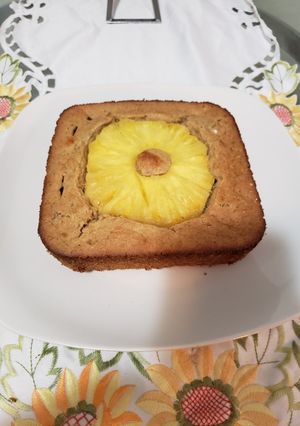 Una foto de Pan de harina de avena con banana y piña
