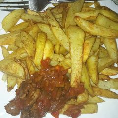 A picture of Chilli fries.