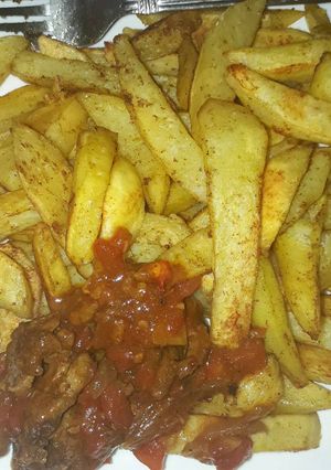A picture of Chilli fries.