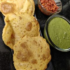 A picture of Potato barley puri.