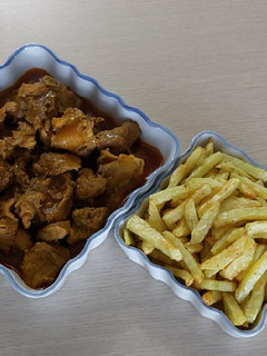 عکسی از دستور خورش گوشت و سیب زمینی