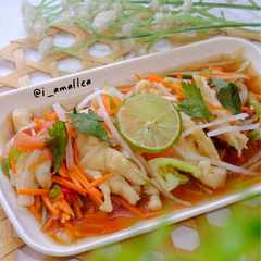 Yum Teen Kai (Salad Ceker ala Thailand & Laos)-レシピのメイン写真