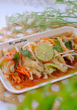 Foto resep Yum Teen Kai (Salad Ceker ala Thailand & Laos)
