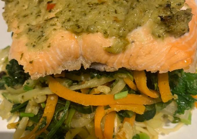 Thai salmon with noodles