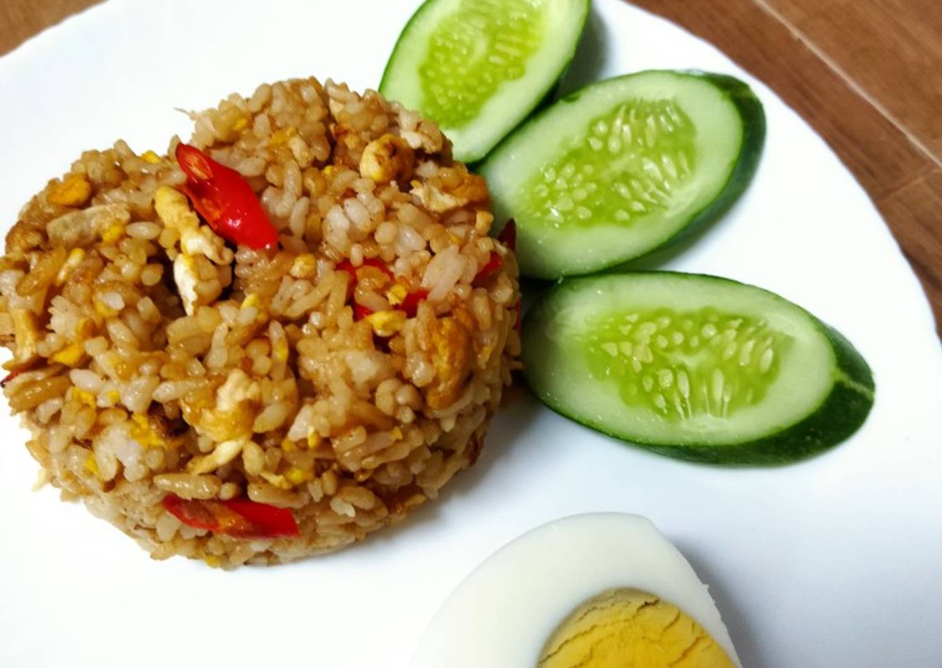 Bagaimana Menyiapkan Nasi goreng sederhana Anti Gagal
