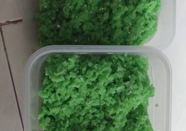 Bagaimana Menyiapkan Tape ketan pandan Anti Gagal