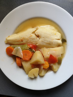 Una foto de Guiso de merluza multicooker 12 en 1