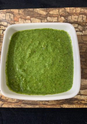 ગ્રીન ચટણી (Green Chutney Recipe In Gujarati) રેસીપી મુખ્ય ફોટો