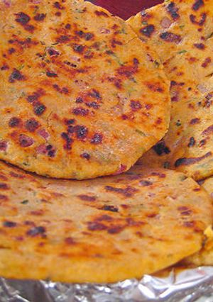 A picture of Missi roti...
