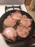 Chuletas ahumadas con arroz blanco