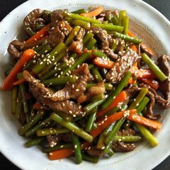 A picture of Beef & Garlic Shoots Stir-fry.