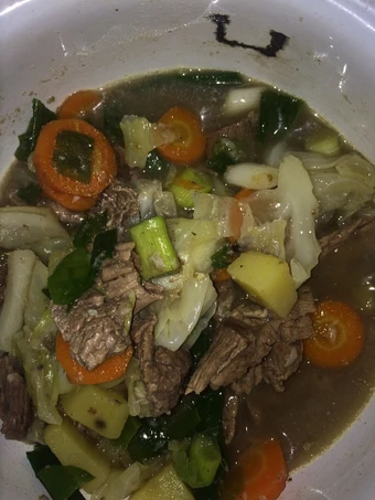 Cara Gampang Menyiapkan Resep [Sup] Sup Daging Sapi dan Sayur yang Lezat