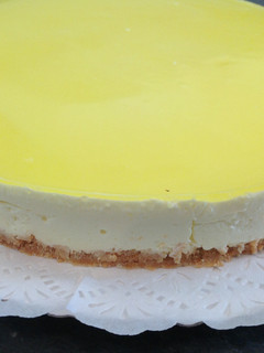 Una foto de Tarta fría de limón y queso