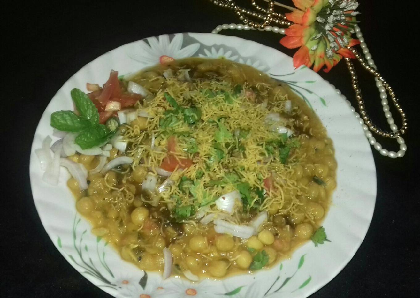 White Peas Chaat