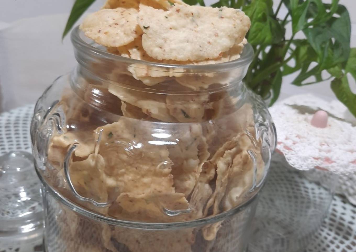 Keripik udang rebon