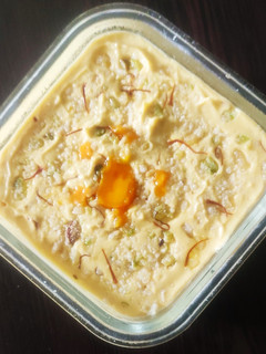 மேங்கோ ஶ்ரீகண்ட் (Mango shrikhand recipe in tamil) செய்முறை முக்கிய புகைப்படம்