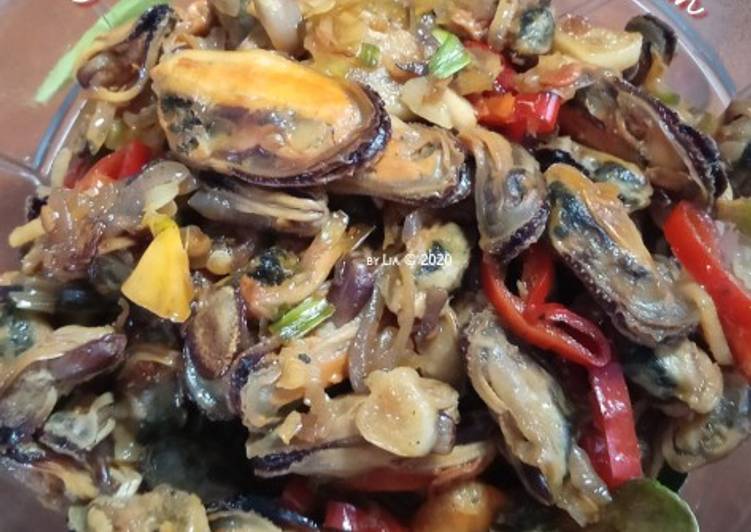 Tumis Kerang Saos Tiram