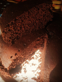 Una foto de Otro bizcochuelo de chocolate muy rico!