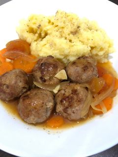 Foto resep Bola-Bola Daging Mashed Potato