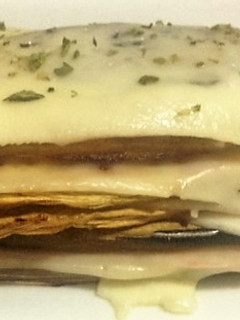 Una foto de Sanjacobos de berenjenas sano sano