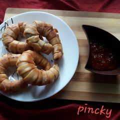 A picture of Prawn potatoes bites.