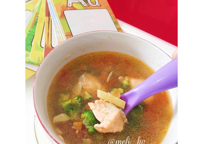 Cara bikin Sop Salmon Jahe Kuah Dashi (MPASI 1y+) Cara bikin Sop Salmon Jahe Kuah Dashi (MPASI 1y+)