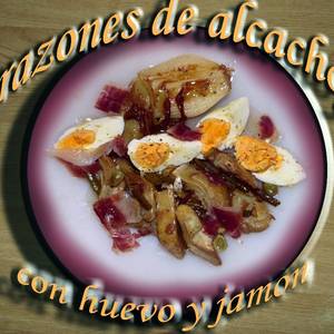 Alcachofa salteada con huevo y jamón