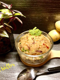 तले हुए प्याज़ के आलू चोखा (tale huye pyaz ke aloo ka chokha recipe in Hindi) रेसिपी मुख्य फोटो
