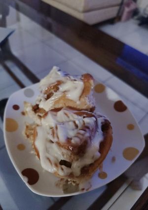 Φωτογραφία της συνταγής Cinnamon rolls με γλάσο λεμονιού