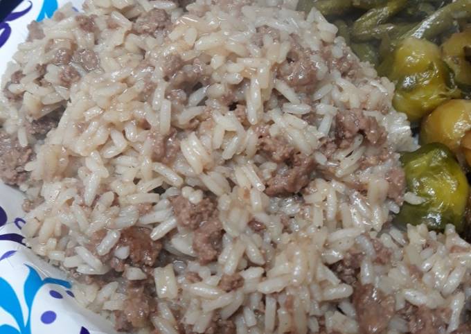 Simple Way to Prepare Homemade Burger and Rice Simple