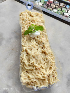 વ્હાઈટ સોસ મેગી(white sauce maggie in Gujarati) રેસીપી મુખ્ય ફોટો