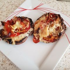 Double Cheese and Onion Garlic Stuffed Mushroom 😀 A picture of Double Cheese and Onion Garlic Stuffed Mushroom 😀.