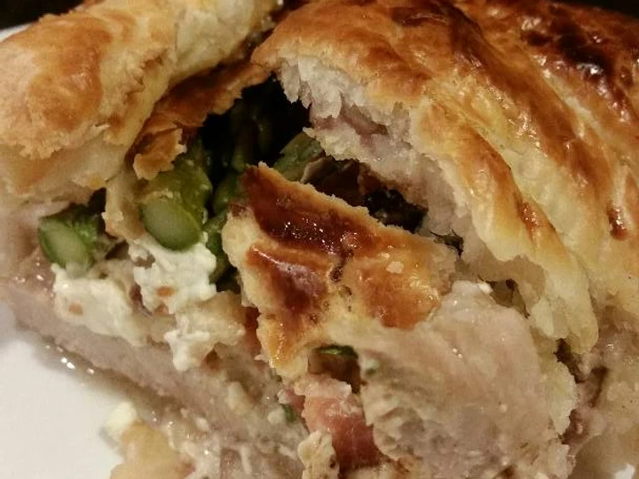 Easy Steps to Make Recipes Brad&amp;#39;s bacon asparagus and cream cheese stuffed pork wellington the Delicious Really Delicious.