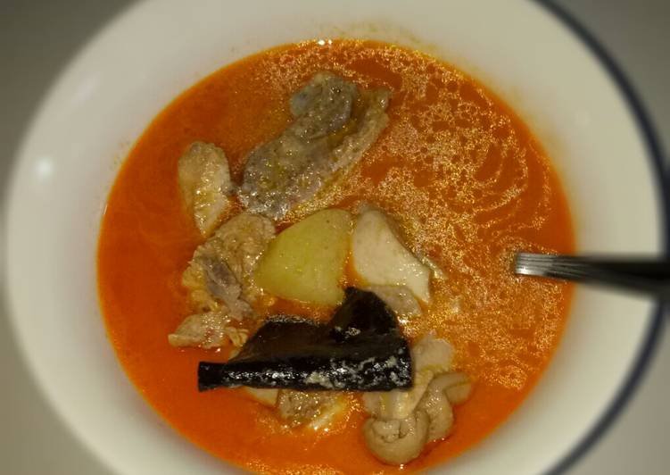 Kari ayam sederhana