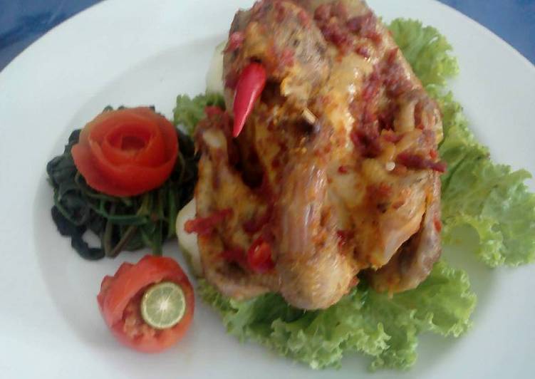 Ayam betutu khas Bali