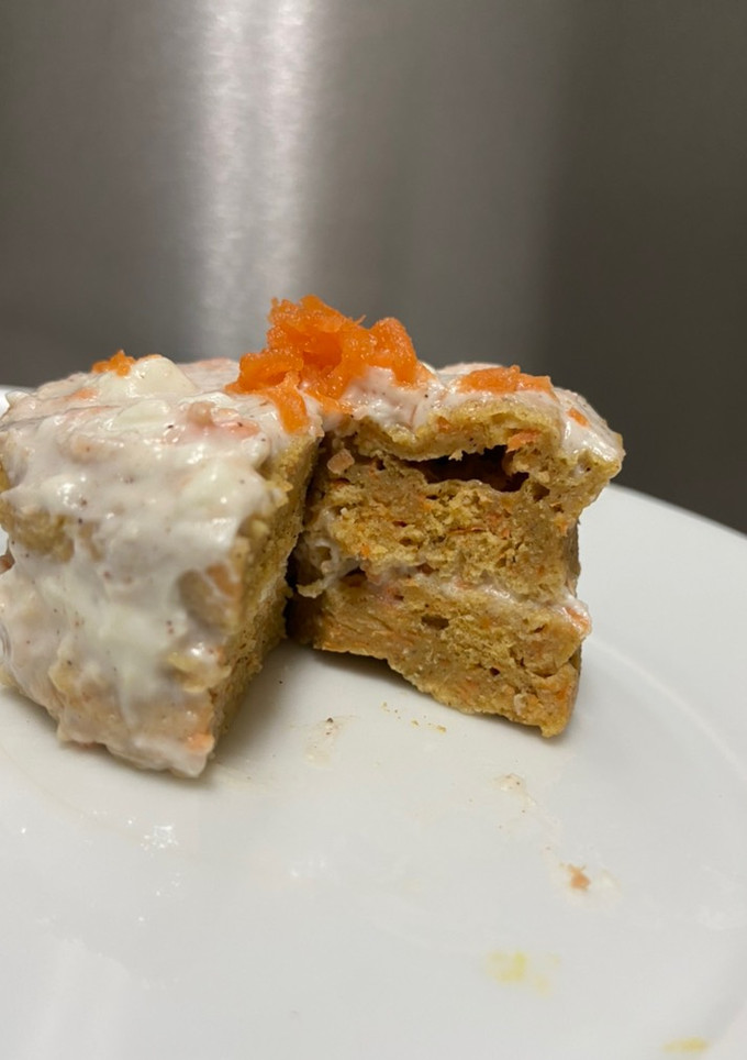 Una foto de Mini carrot cake fit al micro🥕