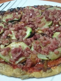Una foto de Pizza con masa de tofu, ideal dieta