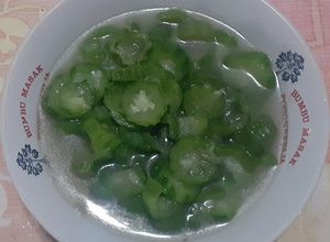 Foto resep Sayur oyong bening / memes / emes