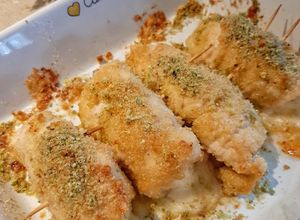 Foto di Involtini di pollo con speck e pistacchi