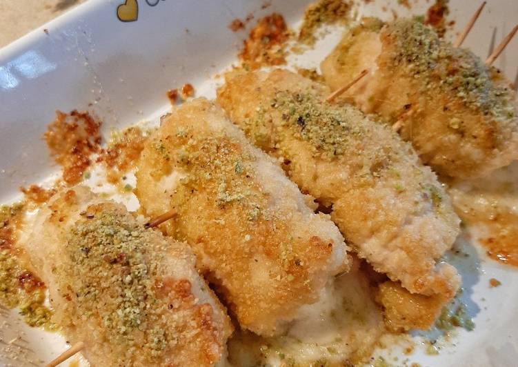 Involtini di pollo con speck e pistacchi