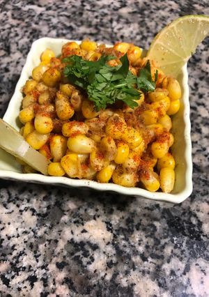 कॉर्न चाट(Corn chaat recipe in Hindi) रेसिपी मुख्य फोटो