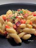 Fusilloni con peperoni e crema di cavolfiore e alici