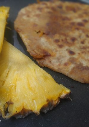 A picture of Pineapple paratha.