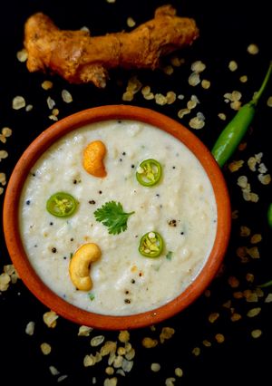 A picture of Jowar flakes curd rice.