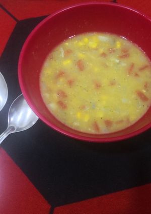 સ્વીટ કોર્ન સૂપ (Sweet Corn Soup Recipe In Gujarati) રેસીપી મુખ્ય ફોટો