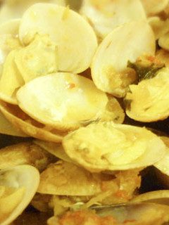 A picture of Lala (Asian Shell Clams).